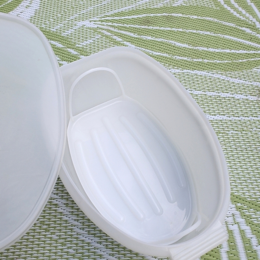 Vintage Tupperware Roast Flavor Saver Container